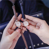 Montre-bracelet à quartz simple pour femme - Mini cadran en cuir PU