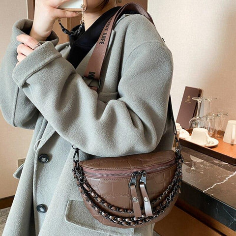 Thick Chain Women's Fanny Pack Plaid leather Waist Bag Shoulder Crossbody  Chest Bags Luxury Designer Handbags Female Belt Bag (Black)
